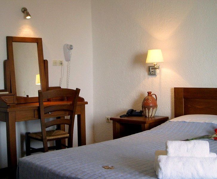 Kalamitsi Hotel 카르다밀리 외부 사진